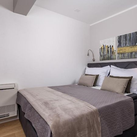 Luxury City Center Apartment -50M To The Sea Opatija Exterior foto
